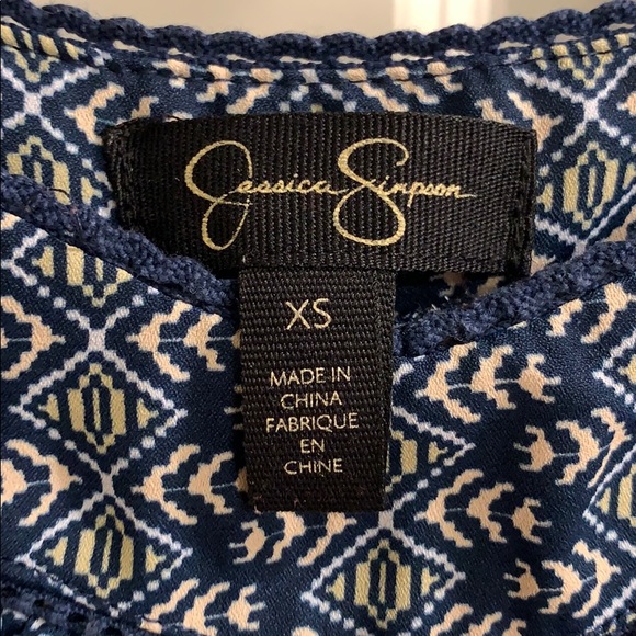 Jessica Simpson multi colored top😍 - Picture 2 of 5